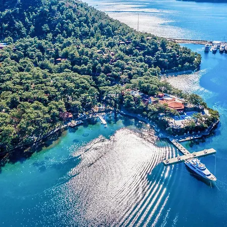 Bay Отель