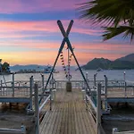 Bay Hotel