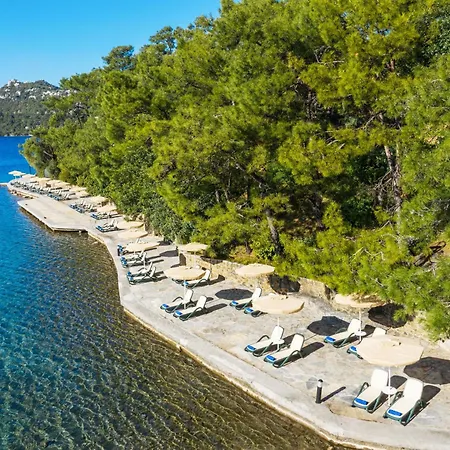 Bay Hotel