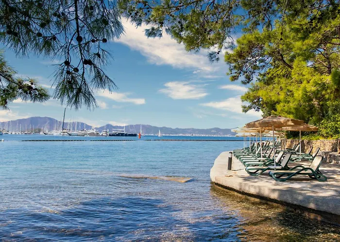 Bay Ξενοδοχείο 5*