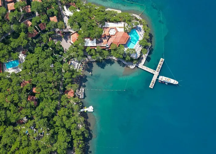 Bay 5* Μαρμαρίς